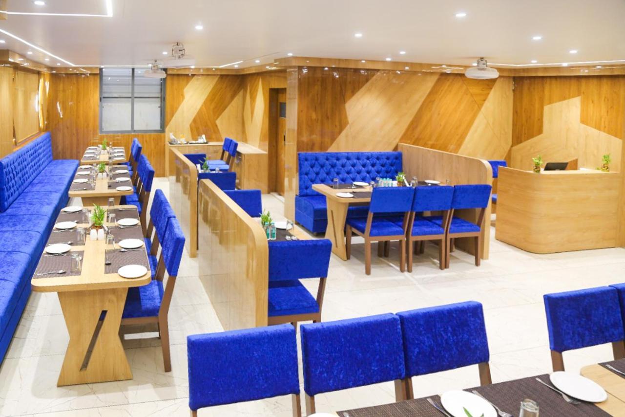 ראג'קוט Hotel Nova Pride מראה חיצוני תמונה